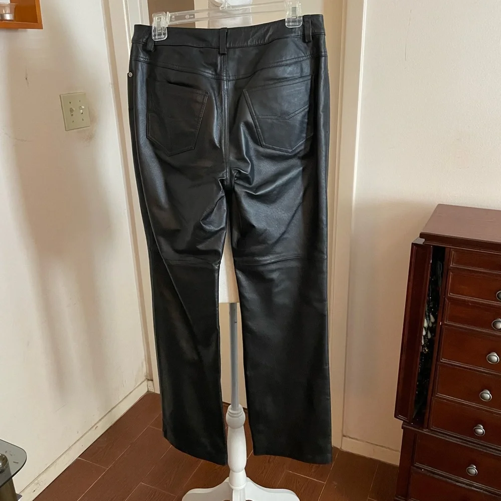 Newport News Leather Black Pant size 8 lined 5 pocket button zipper straight leg - Picture 6 of 15